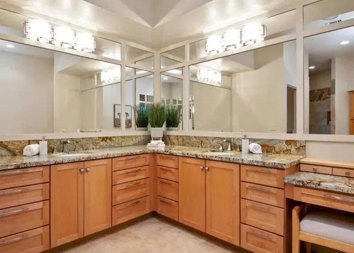 Exquisite Starr Pass Desert Haven With Pool Holiday home